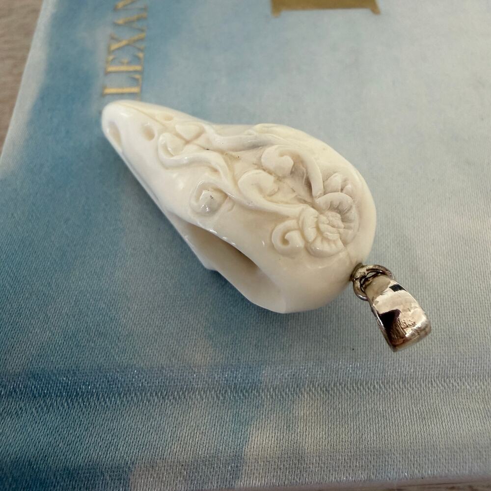 Hand Carved Raven Skull Pendant Sterling Silver - Picture 3 of 6